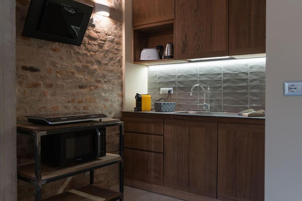 Centro Storico Recinto Dei Nobili 1 - Private Parking Apartment อัสตี ภายนอก รูปภาพ