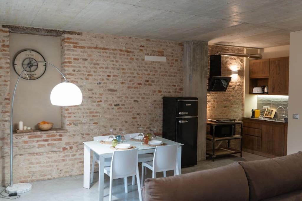 Centro Storico Recinto Dei Nobili 1 - Private Parking Apartment อัสตี ภายนอก รูปภาพ